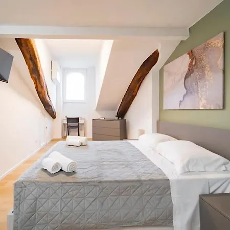 アパート La Dimora Di Barbaroux Loft Piazza Galimberti *