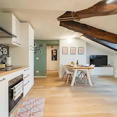 La Dimora Di Barbaroux Loft Piazza Galimberti アパート